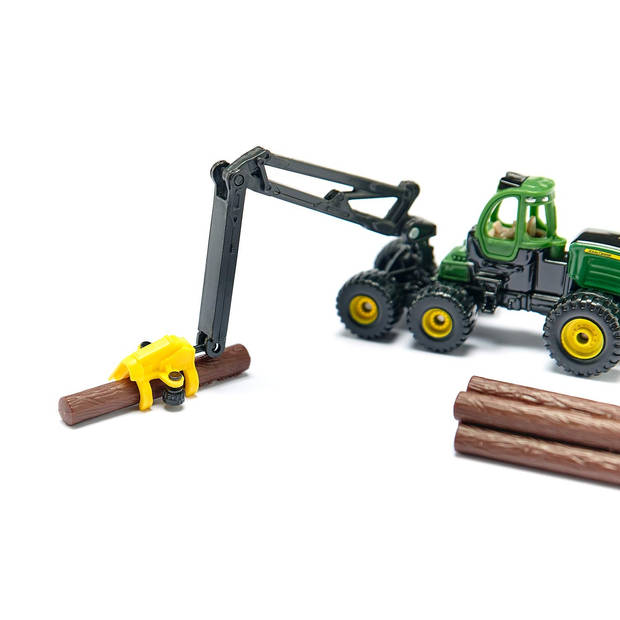 Siku John Deere 1470 boomrooimachine met boomstammen (1652)