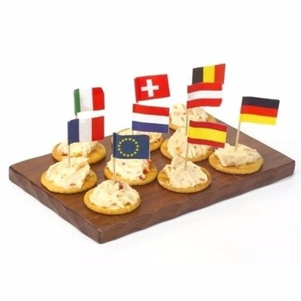 50x feest vlaggetjes prikkertjes van 9 Europese landen - Cocktailprikkers