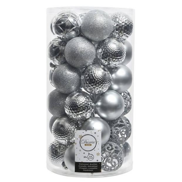 74x stuks kunststof kerstballen mix van zilver en donkerrood 6 cm - Kerstbal