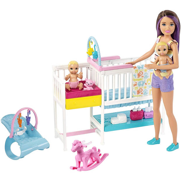 Barbie Skipper Babysitter Verschoon En Verzorg.