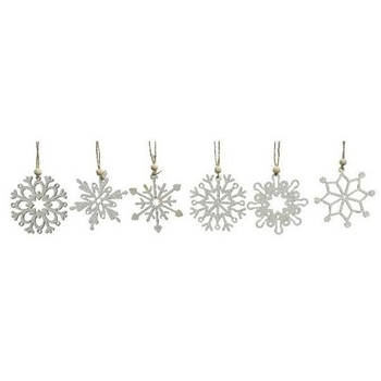 6x stuks witte houten sneeuwvlokken hangers - Kersthangers
