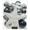 33x Kunststof kerstballen mix zilver/wit/blauw 5-6-8 cm versiering - Kerstbal