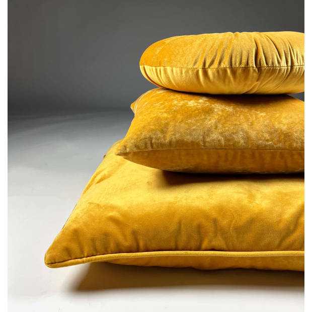 Dutch Decor - FINN - Kussenhoes 60x60 cm - velvet - effen kleur - Golden Glow - geel