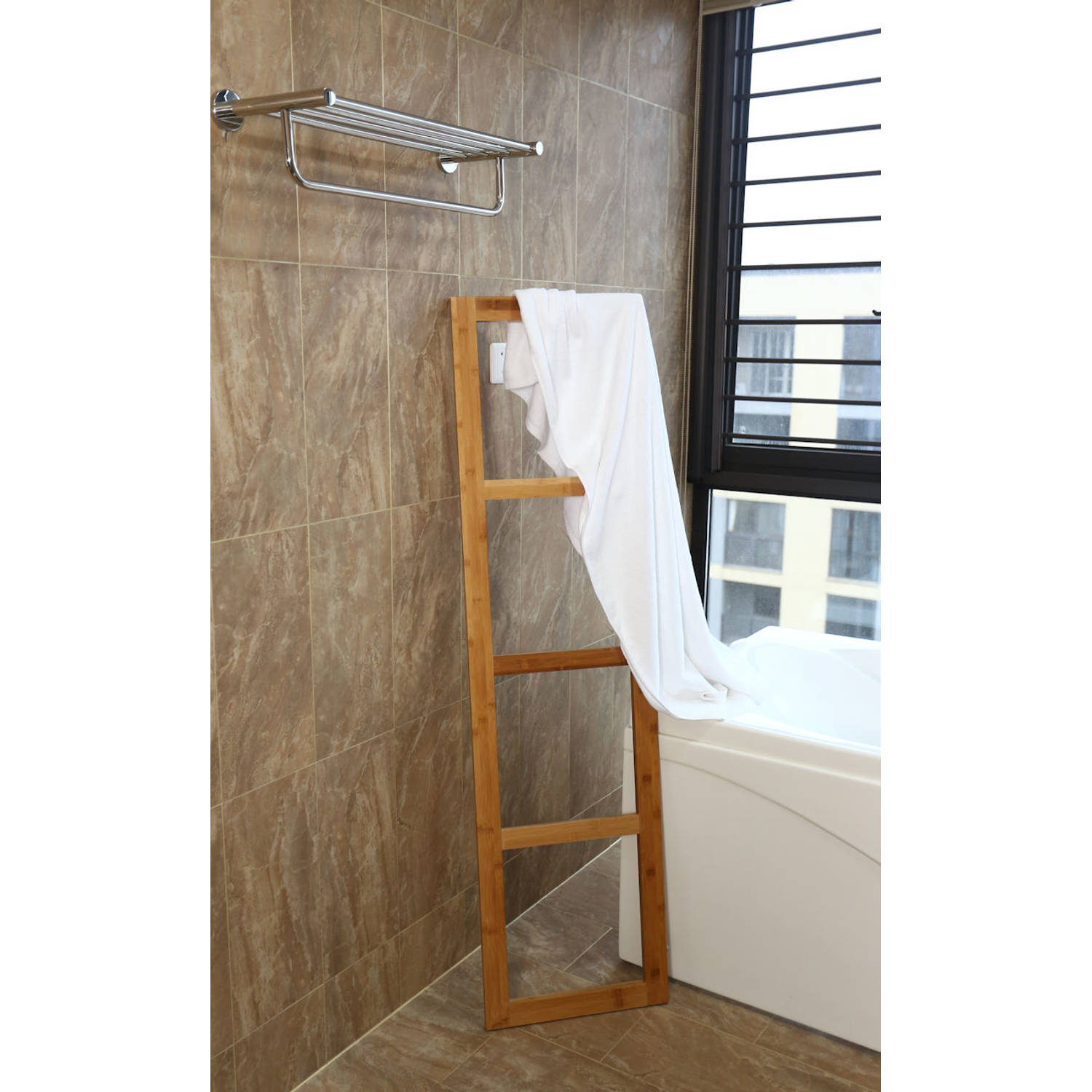 Pest Gedwongen groot Staande Bamboe handdoeken Ladder Rek - badkamer handdoekhouder voor |  Blokker