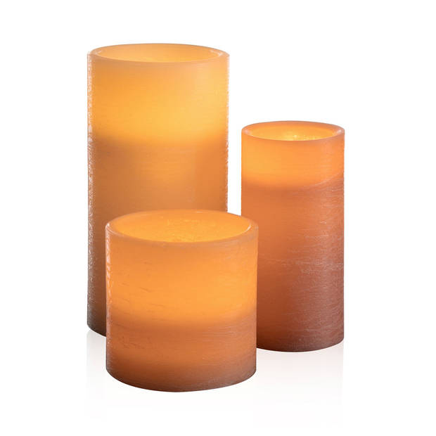 Pauleen Shine Like A Candle 3-piece apricot wax.