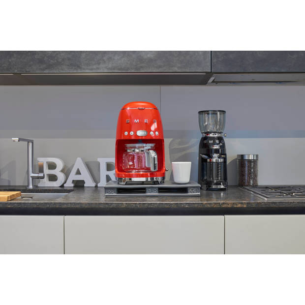 SMEG Filter-koffiezetapparaat - 1050 W - rood - 1.4 liter - DCF02RDEU