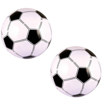 2x stuks strandballen voetballen opblaasbaar 41 cm - Strandballen