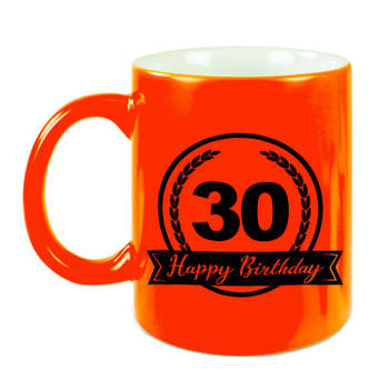 Happy Birthday 30 years met wimpel cadeau mok / beker neon oranje 330 ml - verjaardagscadeau - feest mokken
