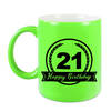 Happy Birthday 21 years met wimpel cadeau mok / beker neon groen 330 ml - verjaardagscadeau - feest mokken