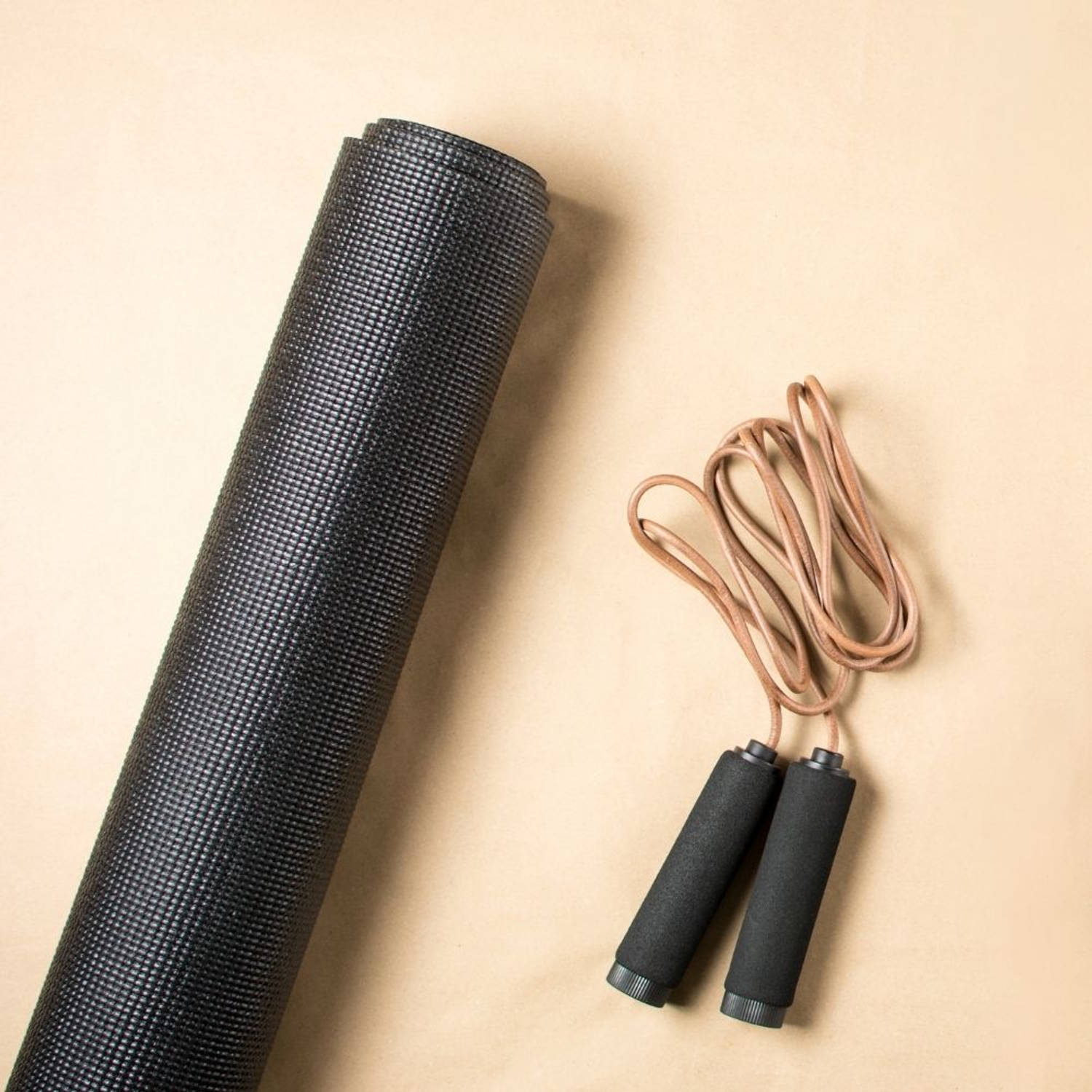 Orange85 Yoga Fitness Mat - - Zwart - 180x60x0,8cm - EVA | Blokker
