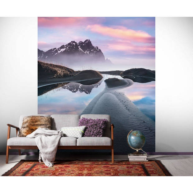 Fotobehang - Glowing Vestrahorn 200x250cm - Vliesbehang