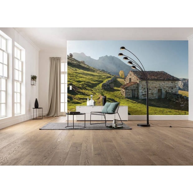 Fotobehang - Picos de Europe Alm 450x280cm - Vliesbehang