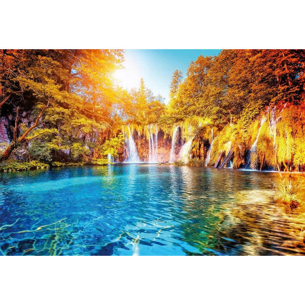 Fotobehang - Waterfall And Lake In Croatia 384x260cm - Vliesbehang