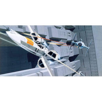 Fotobehang - Star Wars Classic RMQ X-Wing vs TIE-Fighter 500x250cm - Vliesbehang
