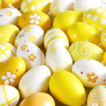 20x Servetten Pasen thema gele en witte eieren 33 x 33 cm - Feestservetten
