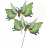 2x stuks groene metalen tuindecoratie vlinder op stok 17 x 60 cm - Tuinbeelden
