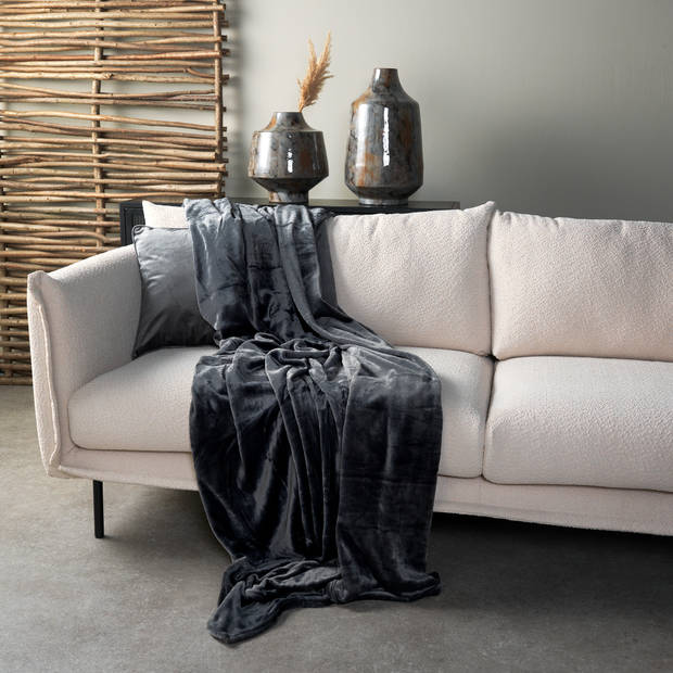Dutch Decor - CHARLIE - Plaid 200x220 cm - extra grote fleece deken - effen kleur - Charcoal Gray - antraciet