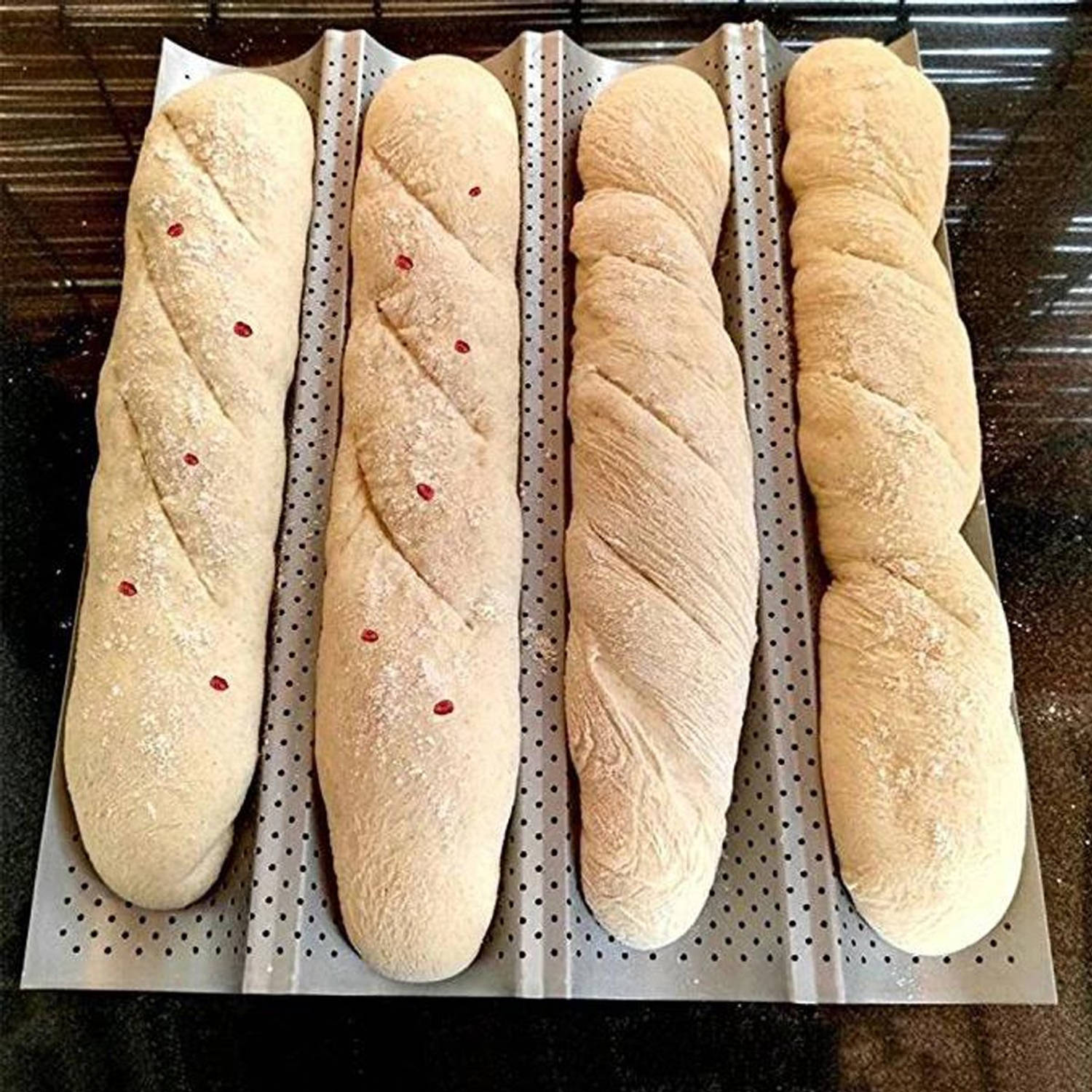 Grommen Vacature Rondlopen Stokbroodvorm - Bakvorm voor Stokbrood- 4 rijen - 380 mm | Blokker
