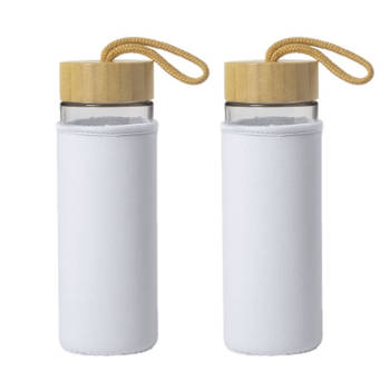 2x Stuks glazen waterfles/drinkfles met witte softshell bescherm hoes 530 ml - Drinkflessen
