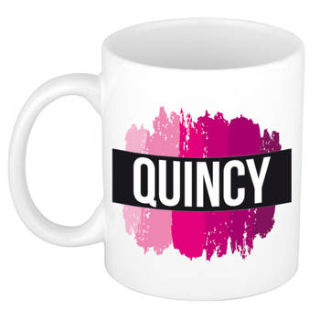 Quincy naam / voornaam kado beker / mok roze verfstrepen - Gepersonaliseerde mok met naam - Naam mokken