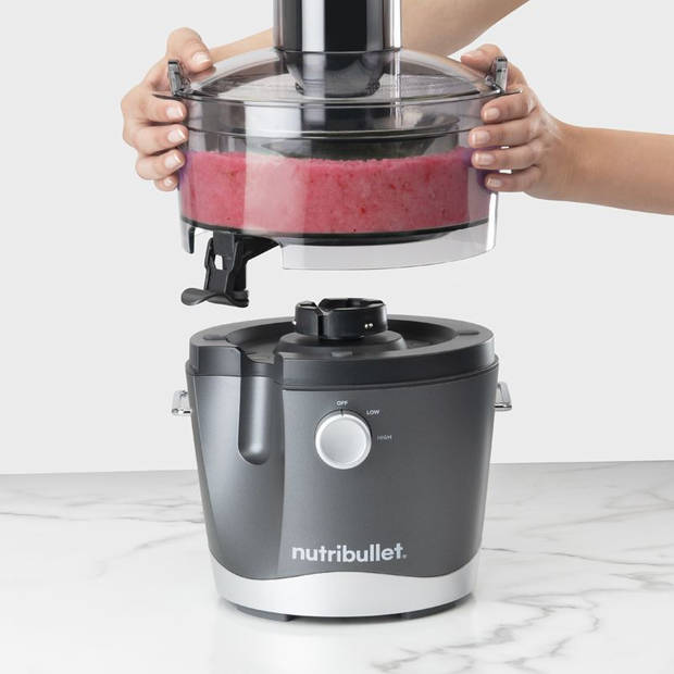 Nutribullet Juicer - 800 ml - 800 Watt - Brede invoertrechter - Handige Sapkan, Schoonmaakborstel en Stamper - Grijs