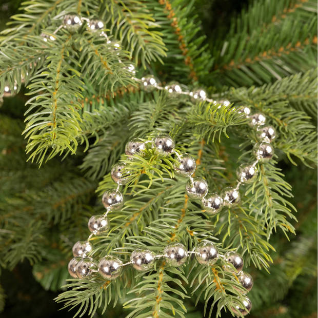 1x stuks kralenslinger kerstboom slingers/guirlandes zilver 5 meter x 1,4 cm - Kerstslingers