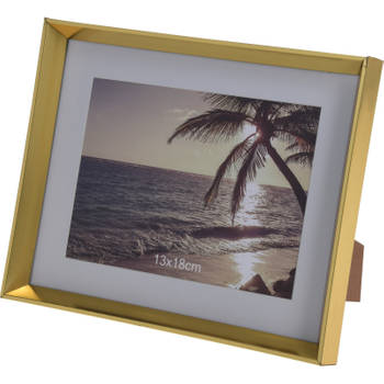 Kunststof fotolijst goud geschikt voor een foto van 13 x 18 cm - Fotolijsten