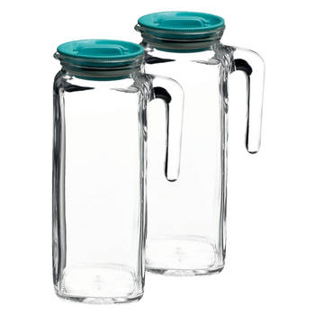 2x stuks glazen schenkkannen/waterkannen met deksel 1 liter - Waterkannen