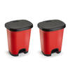 Set van 2x stuks kunststof afvalemmers/vuilnisemmers rood/zwart van 27 liter met pedaal - Pedaalemmers