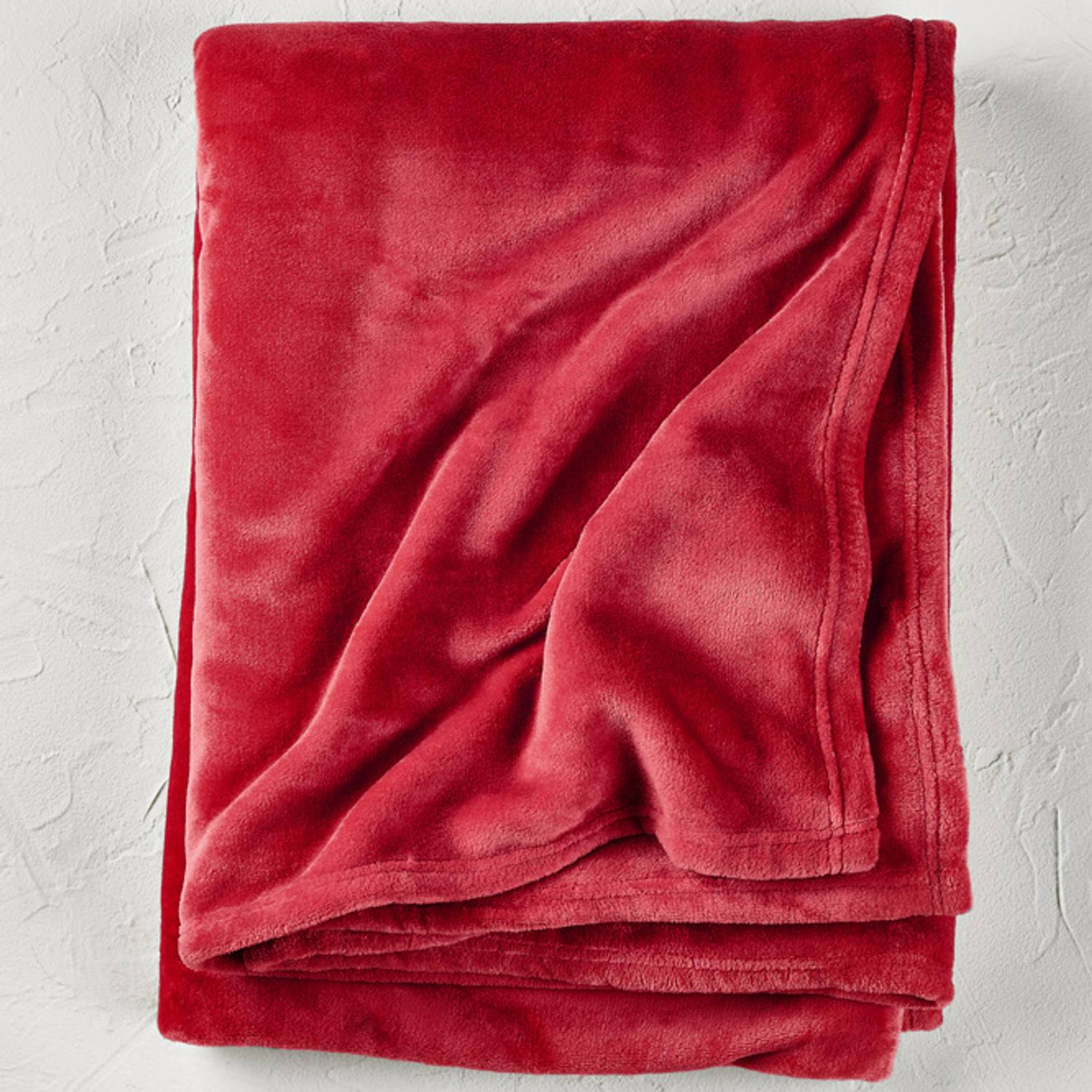 De Witte Lietaer Fleece Deken Snuggly Ruby Red 150 X 200 Cm Rood