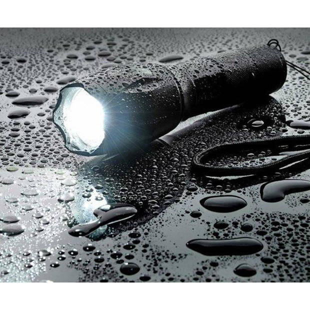 Parya Official - Waterdichte LED Zaklamp