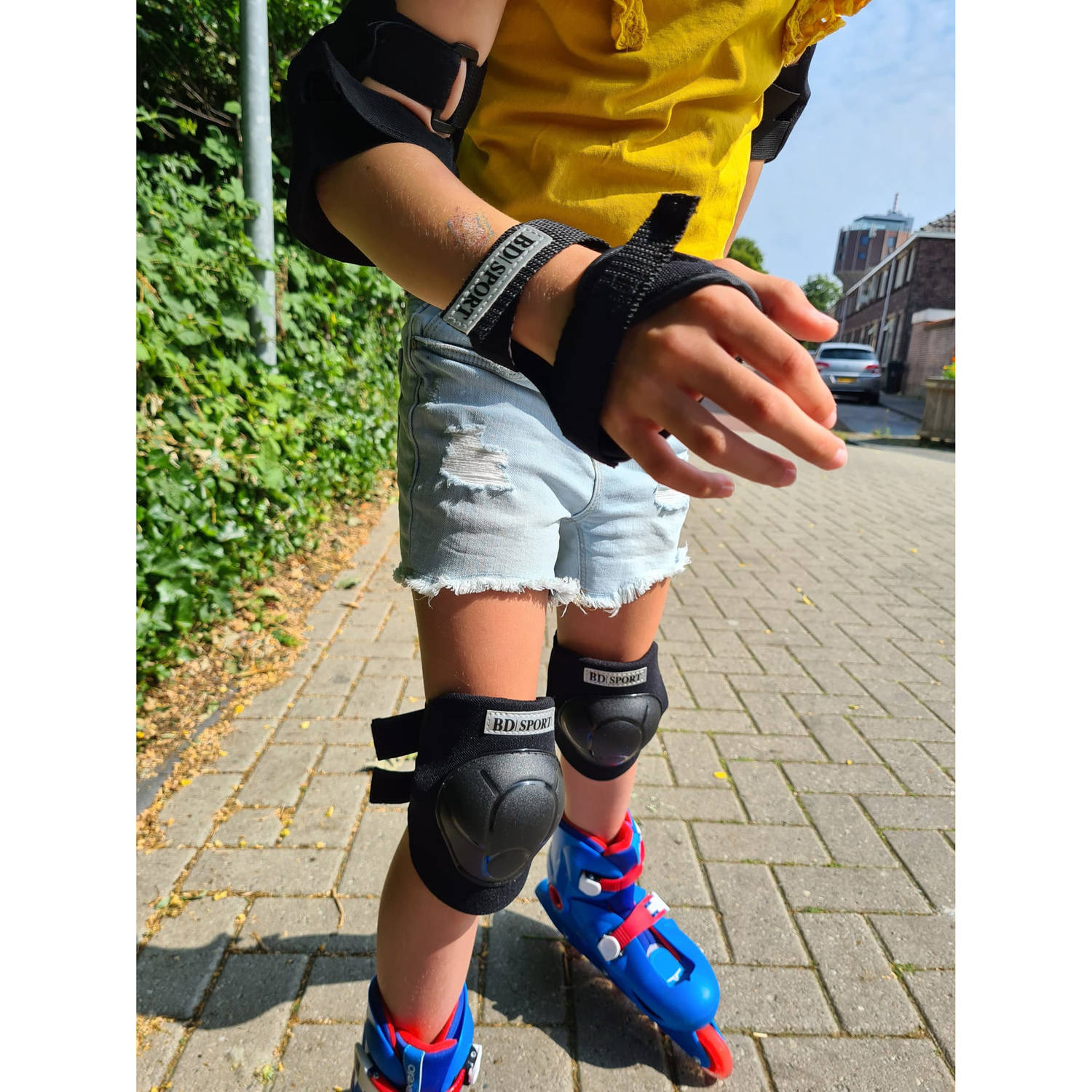 Kniebeschermers skate beschermset zwart kinderen maat M - 6 - 8 jaar - Lichaamsbeschermers | Blokker