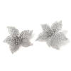 4x stuks decoratie kerststerren bloemen zilver glitter op clip 18 cm - Kunstbloemen