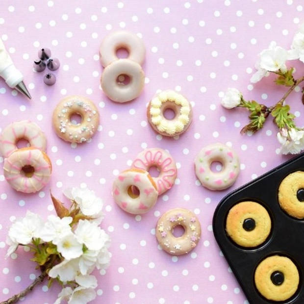 Tala - Mini Donut Bakvorm,Voor 12 Stuks - Tala Performance