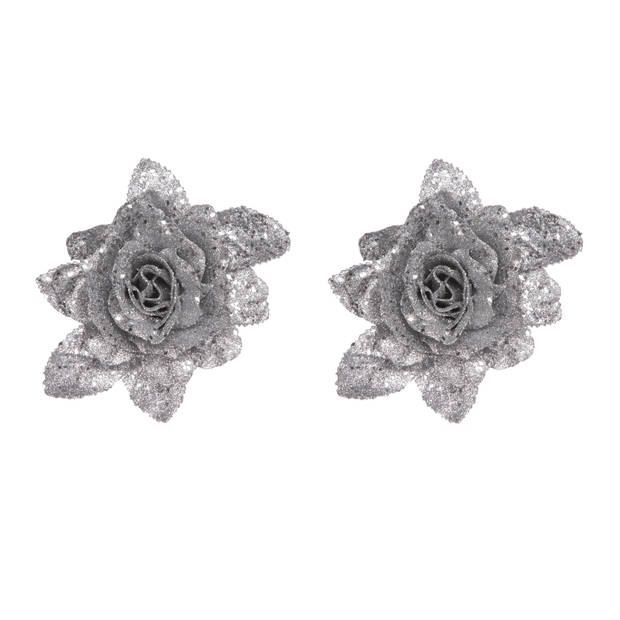 2x stuks decoratie bloemen roos zilver glitter met blad op clip 15 cm - Kunstbloemen