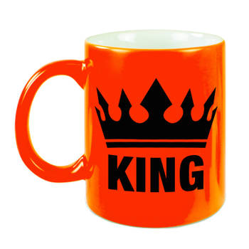 Cadeau King mok/ beker fluor neon oranje met zwarte bedrukking 300 ml - feest mokken