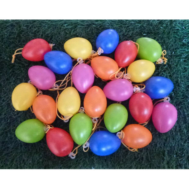 24x Gekleurde plastic/kunststof decoratie eieren/Paaseieren 4 cm - Feestdecoratievoorwerp