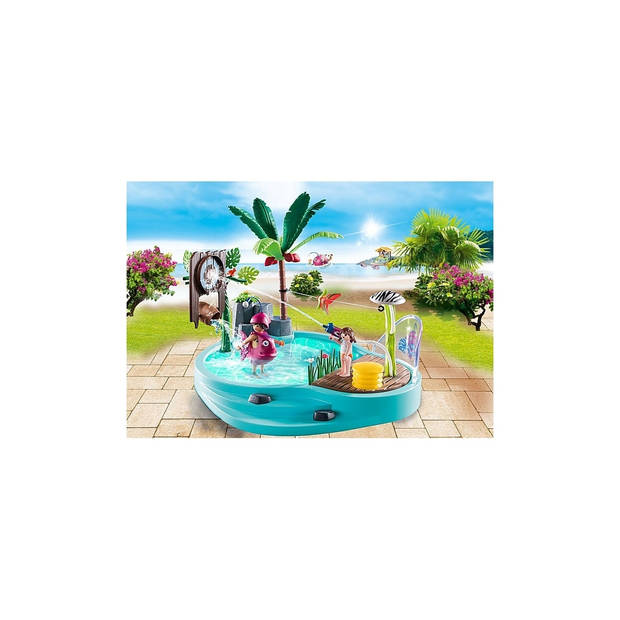 PLAYMOBIL Family Fun - Leuk zwembad met watersplash (70610)