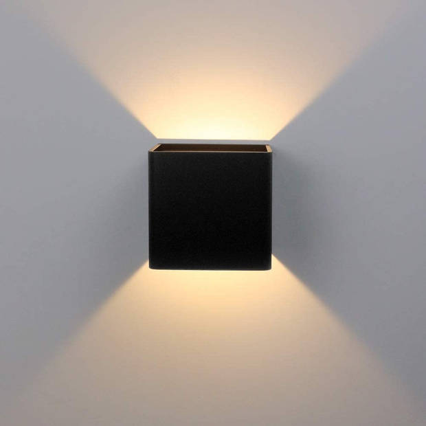 Highlight Wandlamp Stretto 6 Watt 10x10 cm zwart
