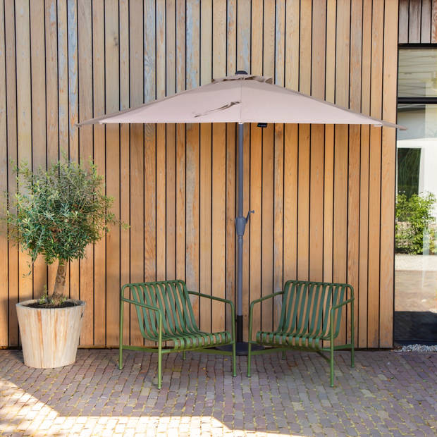VONROC Premium Parasol Magione – Duurzame balkon parasol - Halfrond 270x135cm – UV werend doek - Beige – Incl. beschermh