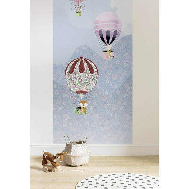 Fotobehang - Happy Balloon 100x250cm - Vliesbehang