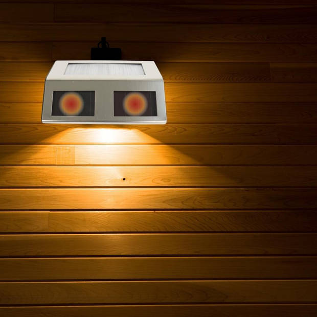 Orange85 Solar wandlamp buiten - Tuinverlichting - Zonne energie - Buitenlamp - 4 stuks - Zilver - 2x14x9.5 cm - RVS