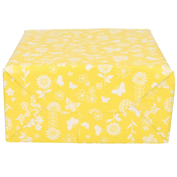 3x Rollen Inpakpapier/cadeaupapier geel met witte bloemen en vlinders 200 x 70 cm - Cadeaupapier