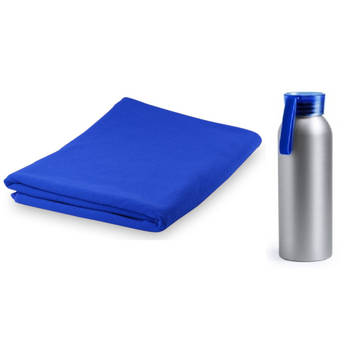 Yoga wellness microvezel handdoek en waterfles blauw - Sporthanddoeken