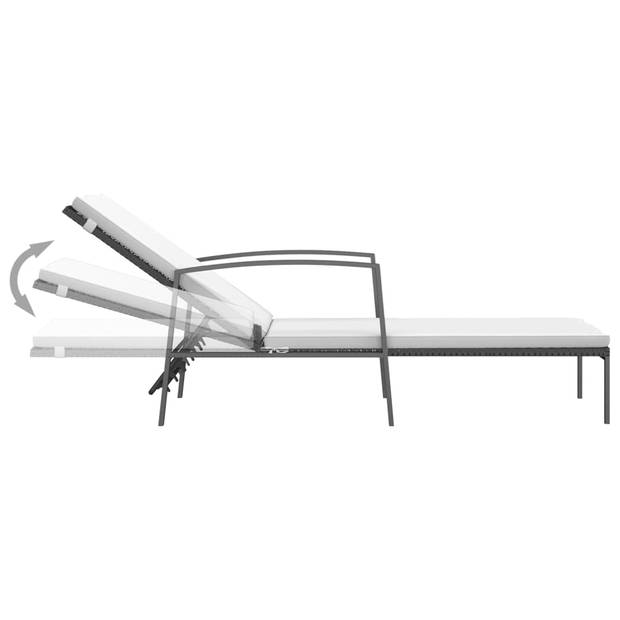 The Living Store Loungestoel Poly Rattan - 195x60 cm - Verstelbare Rugleuning - Zwart - Incl - Kussens