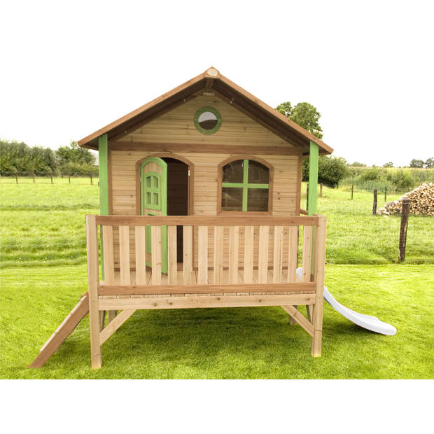 AXI Stef Speelhuis op palen & witte glijbaan Speelhuisje voor de tuin / buiten in bruin & groen van FSC hout