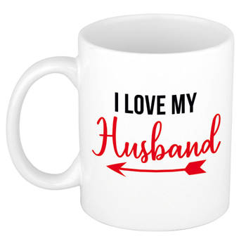 I love my husband cadeau koffiemok / theebeker wit met pijl 300 ml - feest mokken