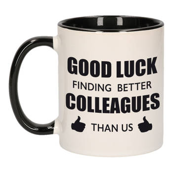 Good luck finding better colleagues than us zwart / witte cadeau koffiemok / theebeker collega afscheidscadeau 300 ml -