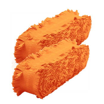 Set van 3x stuks feest/verjaardag versiering slingers oranje 24 meter crepe papier - Feestslingers