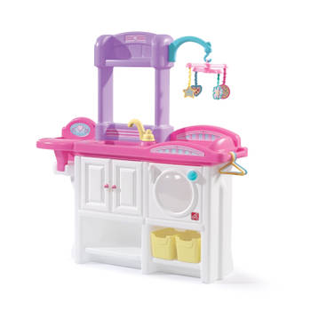 Blokker Step2 Love & Care Deluxe Nursery Kinderkamer voor poppen Met wieg kinderzitje wasmachine & accessoires (excl. Pop) aanbieding